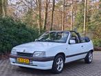 Opel Kadett 1.6i GT Bertone Cabriolet Barnfind! nwe APK, Auto's, Voorwielaandrijving, Stof, Gebruikt, Kadett