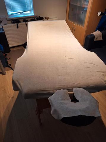 Ontspanningsmassage/Sportmassage/Therapeutische massage  beschikbaar voor biedingen