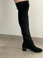 Suède zwarte knielaarzen, Kleding | Dames, Schoenen, Hoge laarzen, Zwart, Ophalen of Verzenden, Zo goed als nieuw