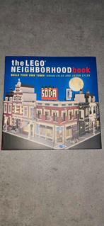 The LEGO Neighborhood Book - Bouw je eigen stad!, Ophalen of Verzenden, Zo goed als nieuw, Lego