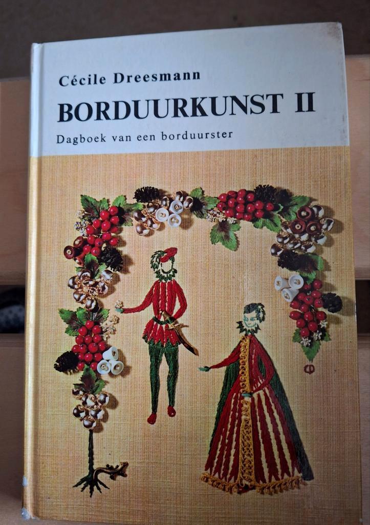 Borduurkunst II - Cécile Dreesmann, Hobby en Vrije tijd, Borduren en Borduurmachines, Gebruikt, Patroon, Handborduren, Ophalen of Verzenden