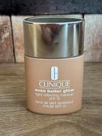 Clinique even better Glow Foundation CN40 30ml, Sieraden, Tassen en Uiterlijk, Uiterlijk | Cosmetica en Make-up, Ophalen of Verzenden