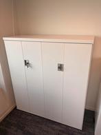 Witte kast met deuren, Ophalen, Overige materialen, 100 tot 150 cm, Zo goed als nieuw