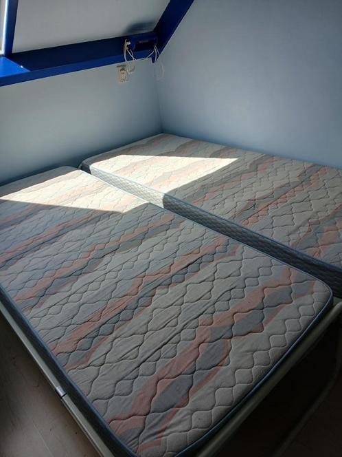 Set van twee onderschuifbedden, Huis en Inrichting, Slaapkamer | Bedden, Gebruikt, Eenpersoons, 80 cm, 190 cm of minder, Overige materialen