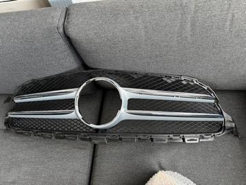 Grill mercedes C klasse 2014 tot 2018 beschikbaar voor biedingen