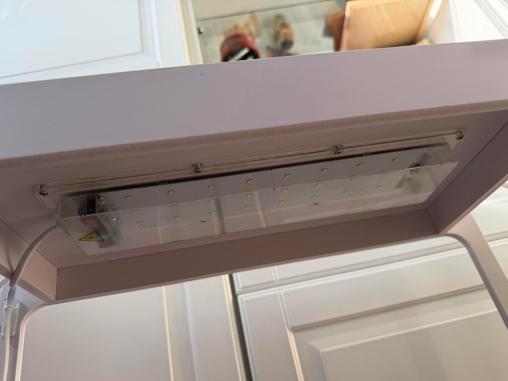 Kweektafel met LED verlichting - Nieuwstaat, Ophalen, Zo goed als nieuw, Kweektafel