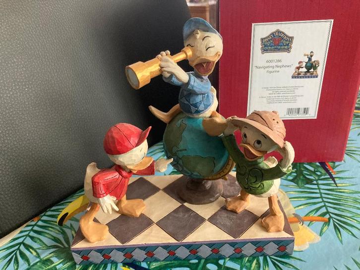 Disney Traditions - Navigating Nephews Kwik kwek kwak, Verzamelen, Disney, Nieuw, Beeldje of Figuurtje, Overige figuren, Ophalen of Verzenden