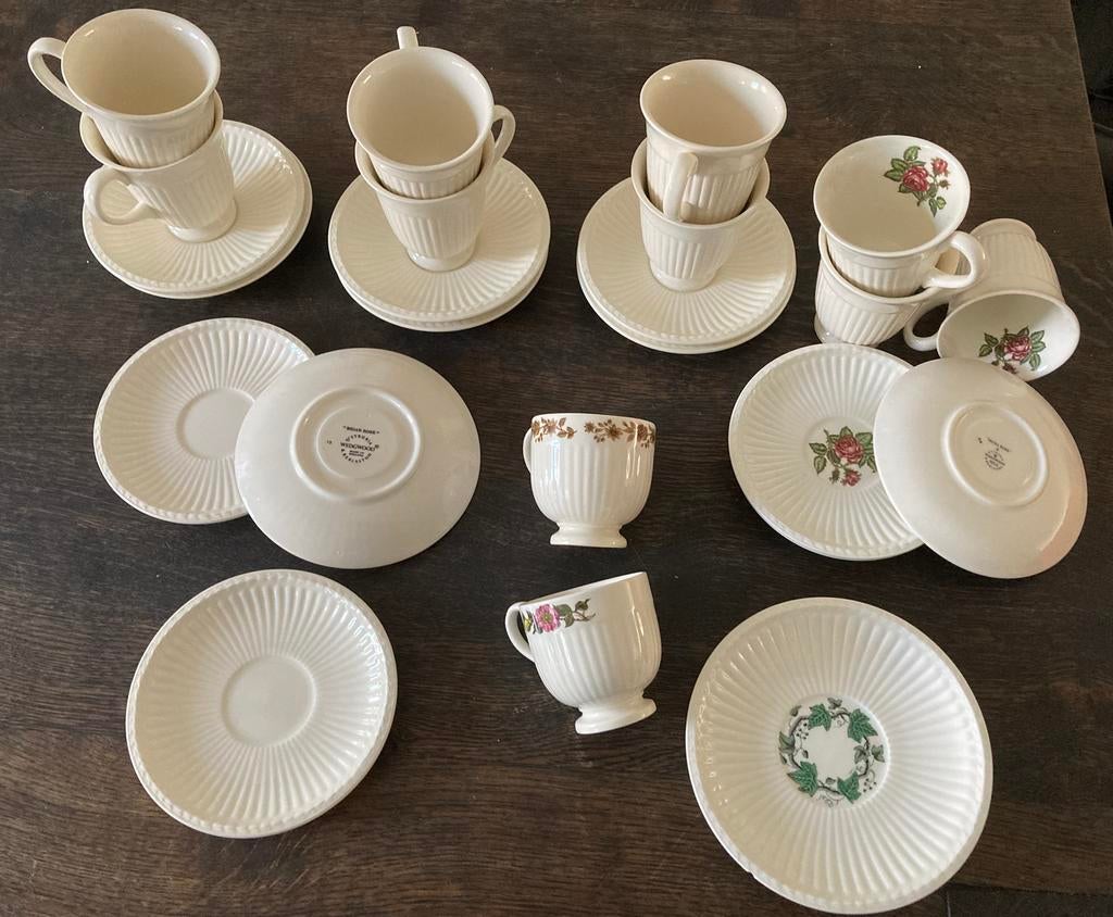 11 setjes kop & schotel wedgwood edme, Huis en Inrichting, Keuken | Servies, Ophalen of Verzenden, Zo goed als nieuw, Wedgwood