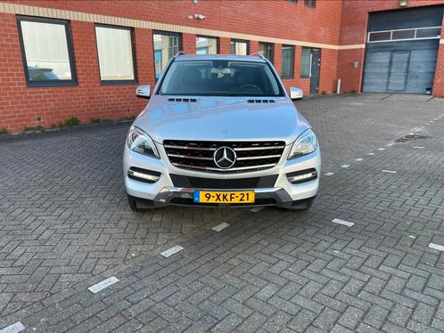 Mercedes-Benz M-Klasse ML250 Bluetec 4MATIC 2014 Grijs, Auto's, Mercedes-Benz, Bedrijf, M-Klasse, 4x4, ABS, Achteruitrijcamera