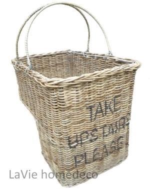 Handige rieten trapmand, Huis en Inrichting, Woonaccessoires | Schalen en Manden, Nieuw, Rechthoekig, Riet, Ophalen of Verzenden