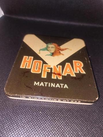 Hofnar  , Matinata.  beschikbaar voor biedingen