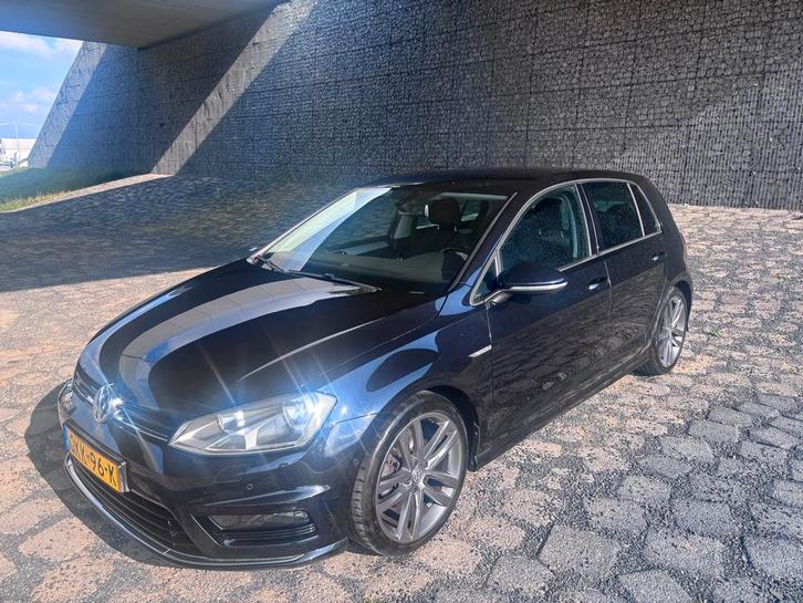 Volkswagen Golf 1.4 TSI 90KW 5D 2014 Zwart, Auto's, Volkswagen, Particulier, Golf, ABS, Airbags, Airconditioning, Alarm, Bluetooth