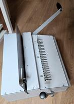 Inbind machine (ijzer/zwaar), werd op kantoor gebruik, Ophalen