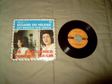12 singles De Zangeres Zonder Naam te koop beschikbaar voor biedingen