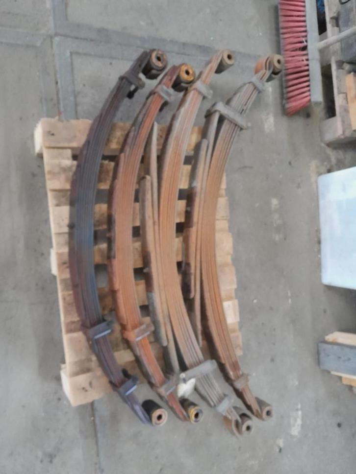 Bladveren set Toyota Landcruiser HZJ75/Land cruiser BJ-PZJ75, Auto-onderdelen, Ophanging en Onderstel, Toyota, Gebruikt, Ophalen