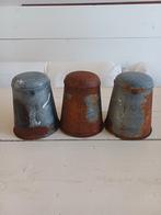 3 oude metalen hars potjes, Ophalen of Verzenden