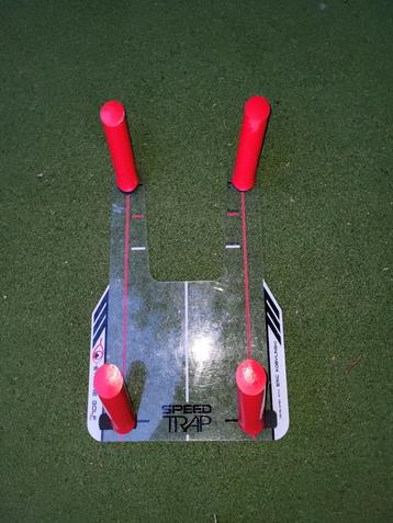 Speed Trap Eyeliner Golf Trainingstool beschikbaar voor biedingen