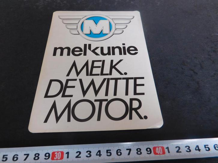 sticker Melkunie MELK de witte motor, Verzamelen, Stickers, Zo goed als nieuw, Ophalen