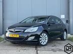 Opel Astra 1.4 Turbo Cosmo | HALF LEDER | AFN TREKHAAK|CLIMA, Auto's, Opel, Voorwielaandrijving, Gebruikt, 680 kg, 4 cilinders