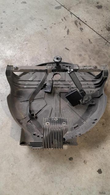 Reserve wieldrager BMW X3 E83 LCi  51713428665 3428665 beschikbaar voor biedingen