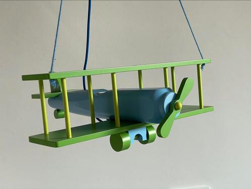 Hanglamp kinderkamer vliegtuig, Huis en Inrichting, Lampen | Hanglampen, Zo goed als nieuw, Minder dan 50 cm, Hout, Ophalen of Verzenden