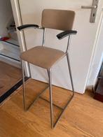 De klassieke kappersstoel voor kinderen, Huis en Inrichting, Stoelen, Verzenden, Zo goed als nieuw, Eén