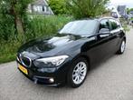 BMW 1-serie 116i Executive 5-deurs Clima Leder Navi LED PDC, 1-Serie, Achterwielaandrijving, Zwart, Leder