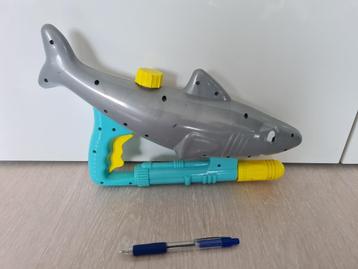 Waterpistool haai beschikbaar voor biedingen