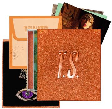 TAYLOR SWIFT, LIFE OF A SHOWGIRL, SWEAT & VANILLA + KEYCHAIN beschikbaar voor biedingen