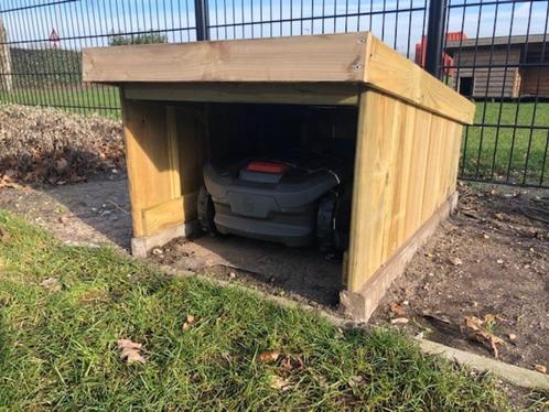 Robotmaaier afdakje, Tuin en Terras, Palen, Balken en Planken, Nieuw, Ophalen
