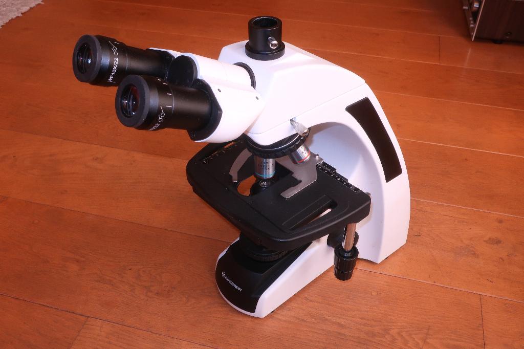 Bresser Microscoop Science Infinty, Audio, Tv en Foto, Optische apparatuur | Microscopen, Ophalen, Zo goed als nieuw, 400x tot 1000x