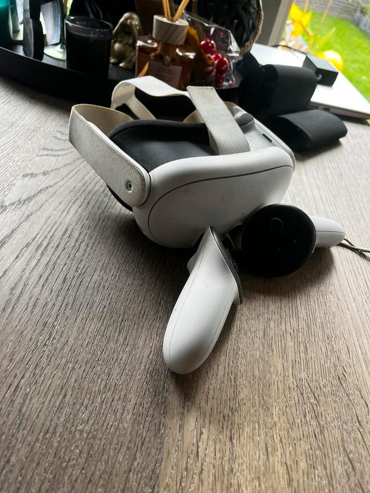 Meta Quest 3 128GB, Spelcomputers en Games, Virtual Reality, Zo goed als nieuw, Overige platformen, Ophalen