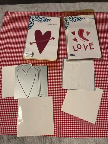 Revolution table top Die cutting -set love & hart Quick Kutz beschikbaar voor biedingen