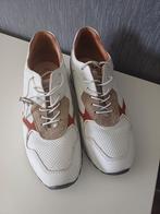Muys Maat 40 - Stijlvolle Sneakers, Wit, Ophalen of Verzenden, Sneakers of Gympen, Gedragen
