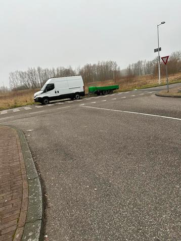 (Klein) Transport en vervoer  beschikbaar voor biedingen