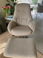 Bolia Stoel saga met Poef - Comfortabel en Stijlvol, Huis en Inrichting, Fauteuils, Ophalen, Zo goed als nieuw, Stof, 75 tot 100 cm