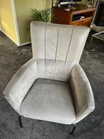 2 Goed onderhouden stoelen + voetenbankje, Huis en Inrichting, Stoelen, Ophalen, Gebruikt, Twee, Leer