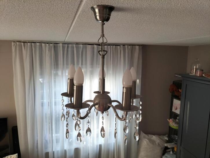 Mooie kroonluchter met kristallen details, Huis en Inrichting, Lampen | Kroonluchters, Zo goed als nieuw, Glas, Metaal, Ophalen of Verzenden