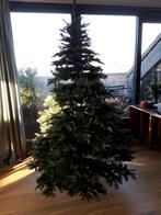 Kunstkerstboom. Hoogte: 215 cm., Ophalen, Zo goed als nieuw