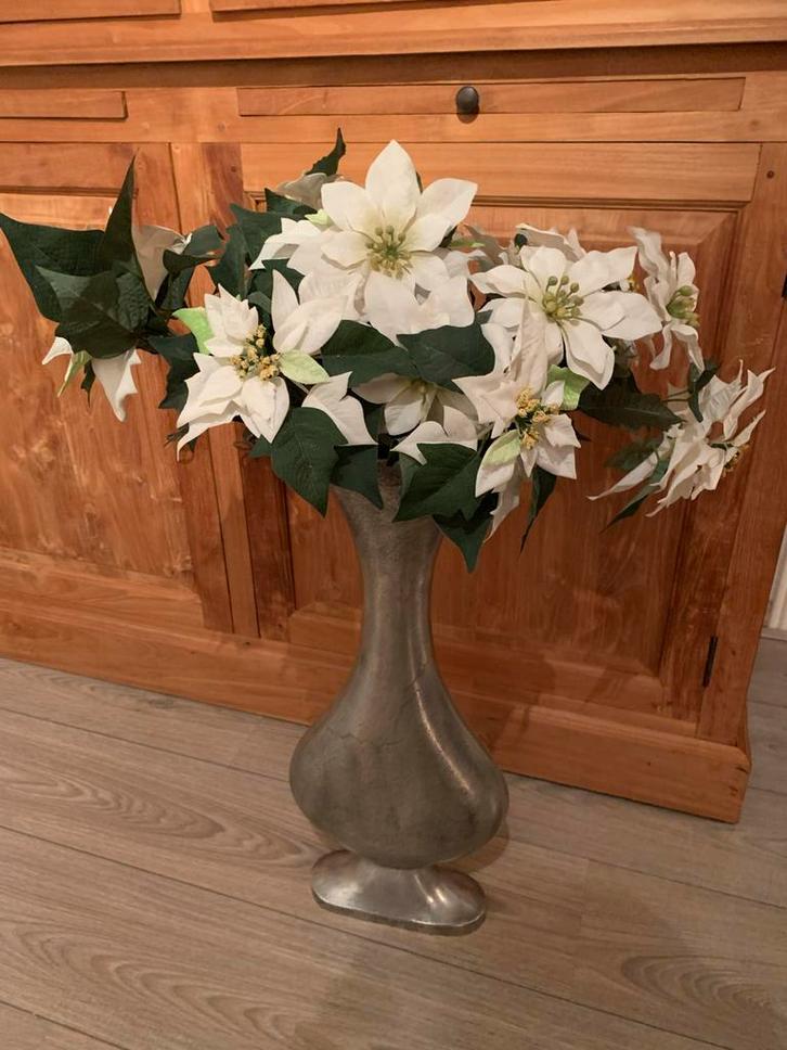 Vaas - Stijlvolle decoratie voor uw huis, Huis en Inrichting, Woonaccessoires | Vazen, Gebruikt, Zwart, 50 tot 75 cm, Steen, Ophalen of Verzenden