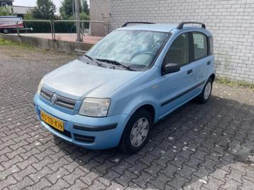 Fiat PANDA 1.2 Cool/ Airco/ Trekhaak/ Dakrails/ Stuurbekrach beschikbaar voor biedingen