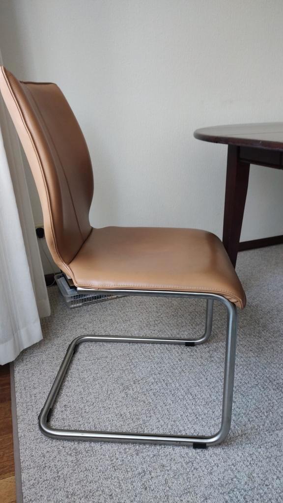 Set van 4 eetkamerstoelen, Huis en Inrichting, Stoelen, Zo goed als nieuw, Vier, Leer, Metaal, Bruin, Ophalen