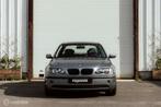 BMW 3-serie 318 i E46 LCi 2003 | Lage KM l Airco cruise PDC, Auto's, BMW, Te koop, Zilver of Grijs, Geïmporteerd, 5 stoelen
