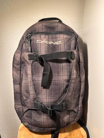 Stevig Dakine Rugzak met Heupband beschikbaar voor biedingen