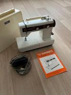 Vintage Vendomatic naaimachine model 7946 met boekje, Ophalen, Zo goed als nieuw, Naaimachine, Overige merken