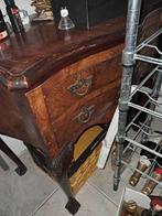 Antiek Houten Bureau met Lades, Gebruikt, 50 tot 100 cm, Met lade(s), 25 tot 50 cm