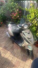 Piaggio Zip 4T – 2019 – Aqua Chameleon – €1250 – Rotterdam, Fietsen en Brommers, Scooters | Piaggio, Ophalen, Gebruikt, Zip, Benzine