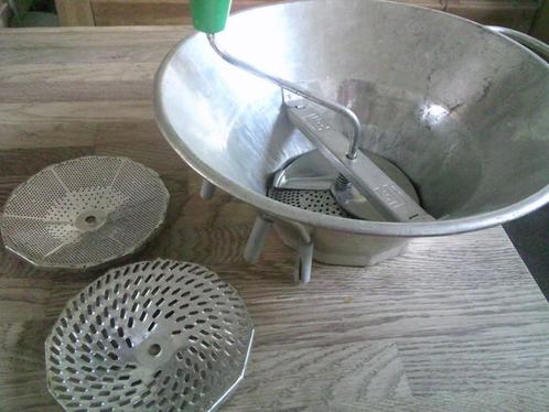 Louis Tellier vertind groentezeef diameter 310 MM, Huis en Inrichting, Keuken | Keukenbenodigdheden, Gebruikt, Ophalen of Verzenden