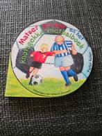 Pieter Feller - Matser en opa en het knotsgekke voetbalboek, Ophalen of Verzenden, Pieter Feller