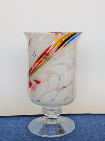 Vaas Artglass Handcrafted beschikbaar voor biedingen